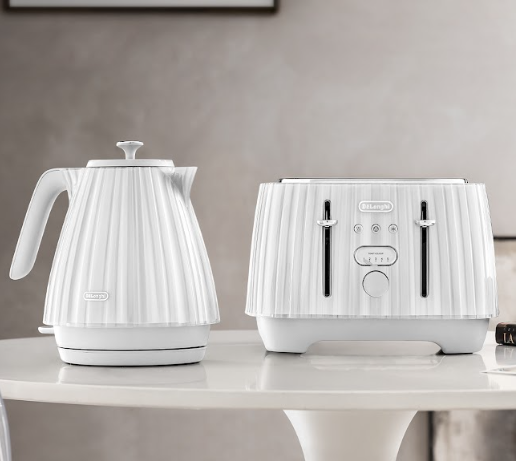 Delonghi Ballerina Kettle And Toaster Set White