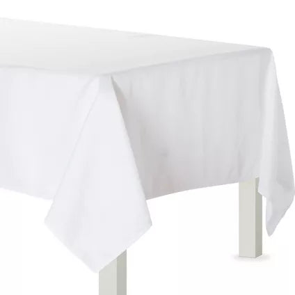 Linen House White  Maple Tablecloth - 180 x 302cm