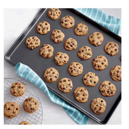 Non-Stick Baking Tray 33x23x2cm