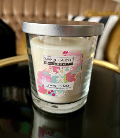 Yankee Value Range Sweet Petals Candle